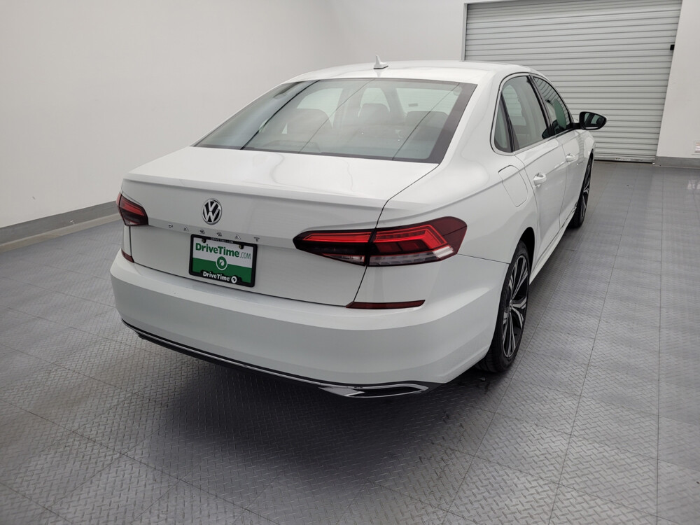 2022 Volkswagen Passat in Houston, TX 77074 - 18131583 7