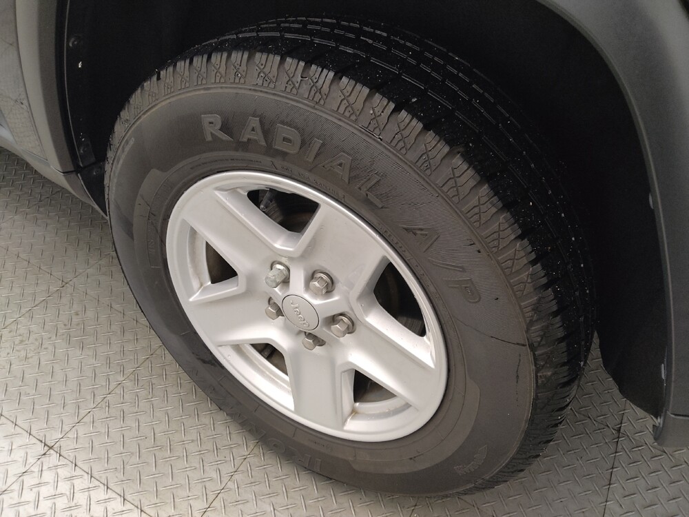 2018 Jeep Grand Cherokee in Houston, TX 77060 - 18131585 31