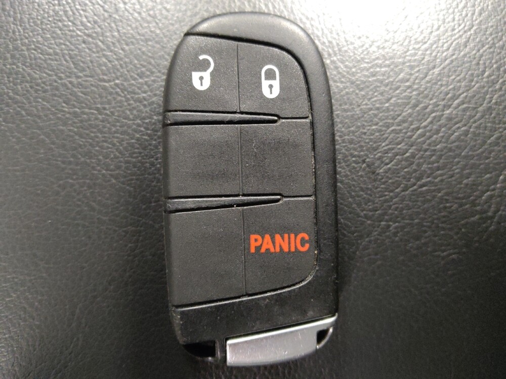 2018 Jeep Grand Cherokee in Houston, TX 77060 - 18131585 32