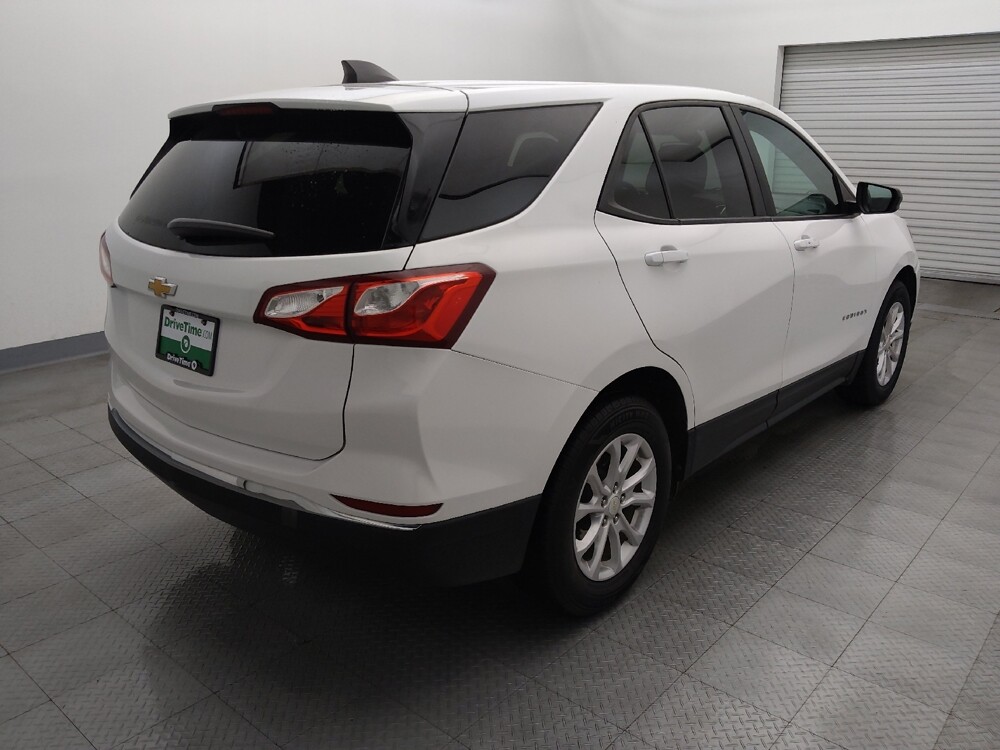 2020 Chevrolet Equinox in Live Oak, TX 78233 - 18131588 9
