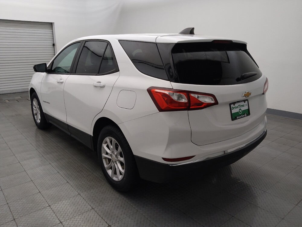 2020 Chevrolet Equinox in Live Oak, TX 78233 - 18131588 5