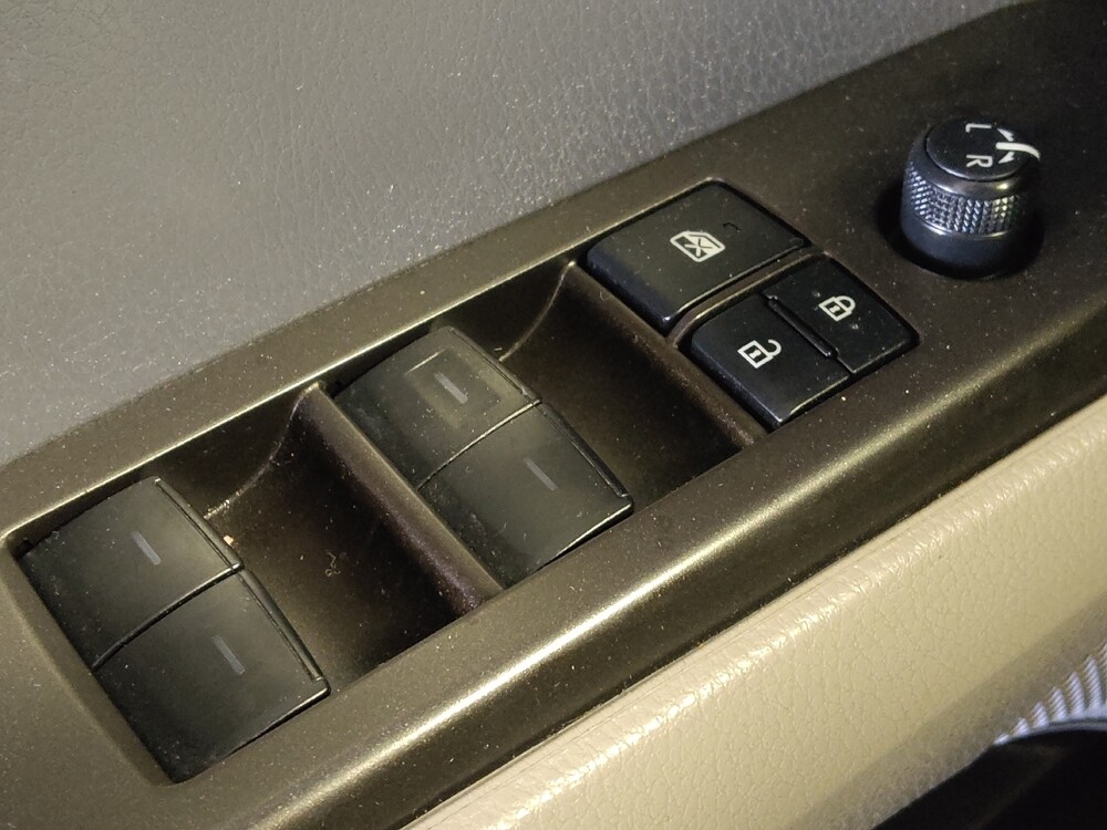 2023 Toyota Camry in Houston, TX 77074 - 18131592 27