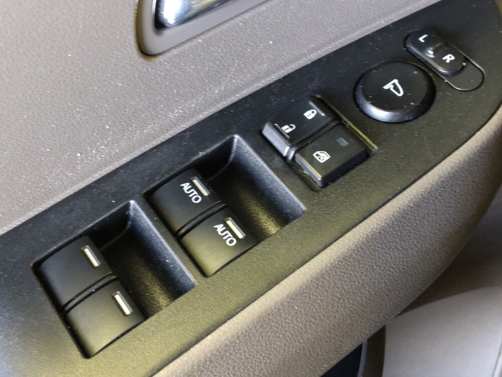 2016 Honda Odyssey in Houston, TX 77074 - 18131595 27