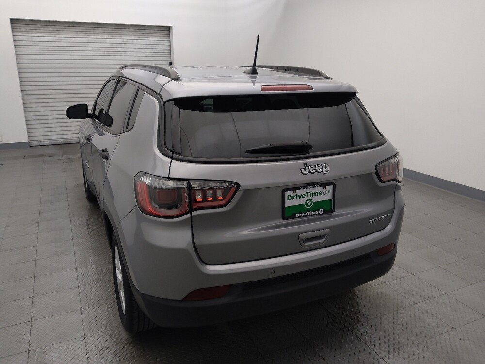 2018 Jeep Compass in San Antonio, TX 78238 - 18131596 6