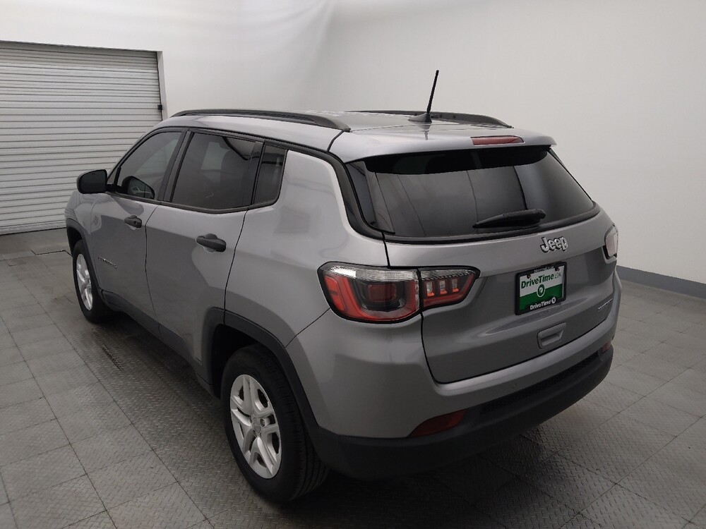 2018 Jeep Compass in San Antonio, TX 78238 - 18131596 5