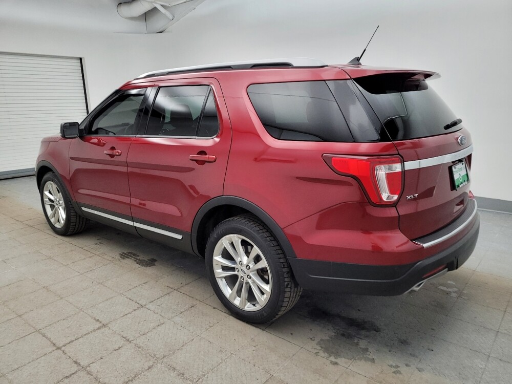 2018 Ford Explorer in Cincinnati, OH 45255 - 18131600 3