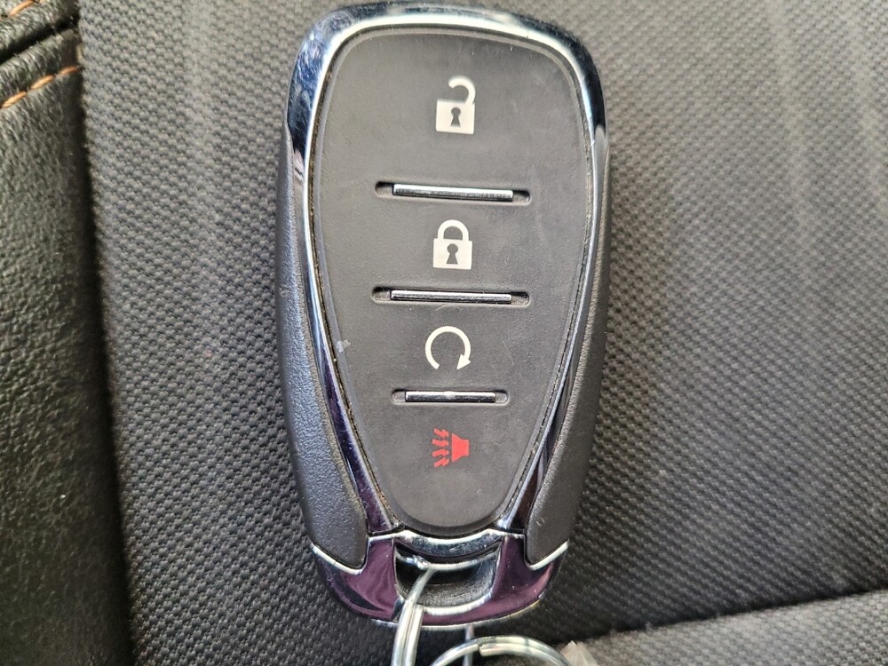 2017 Chevrolet Trax in Mishawaka, IN 46545 - 18131602 32