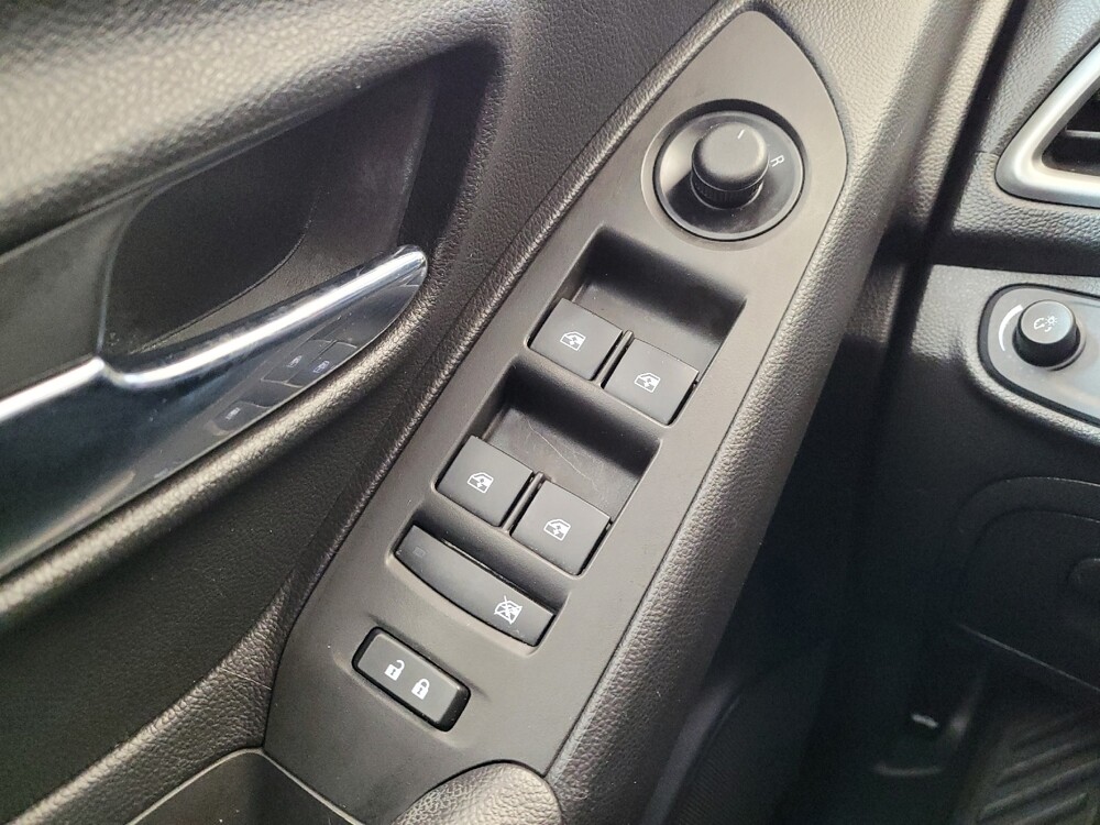 2017 Chevrolet Trax in Mishawaka, IN 46545 - 18131602 27