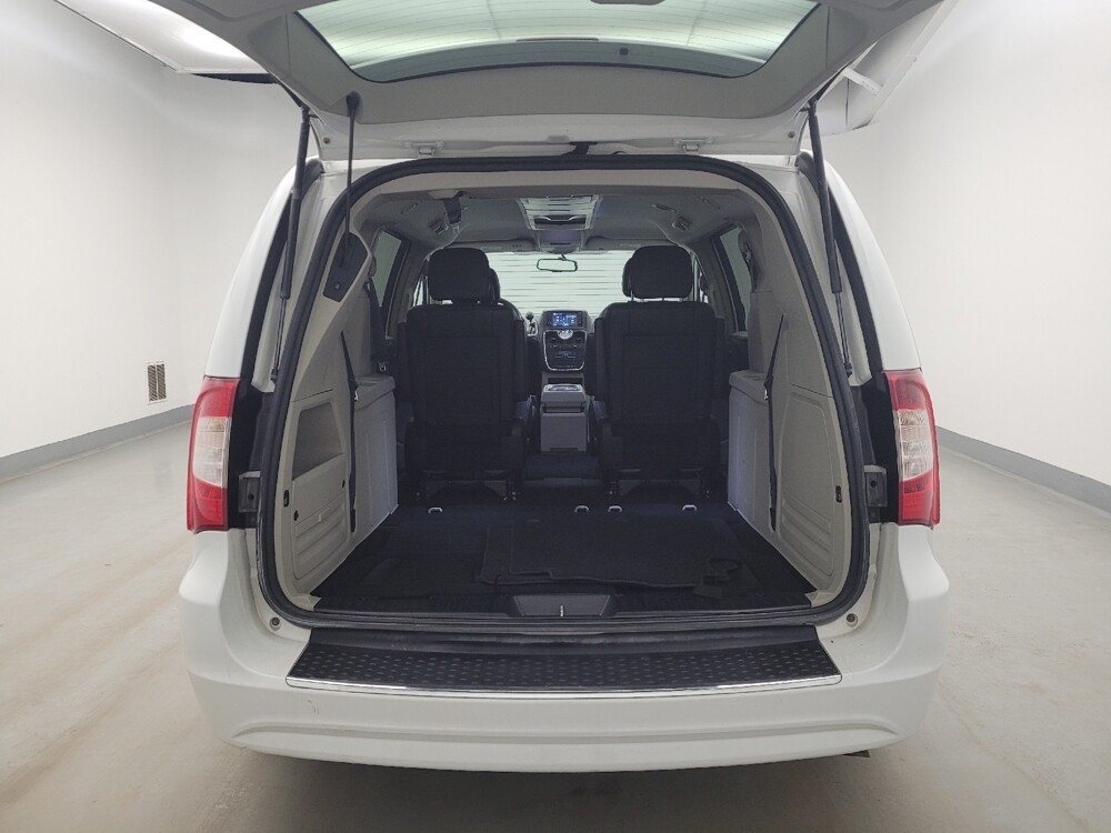 2016 Chrysler Town & Country in Miamisburg, OH 45342 - 18131605 29