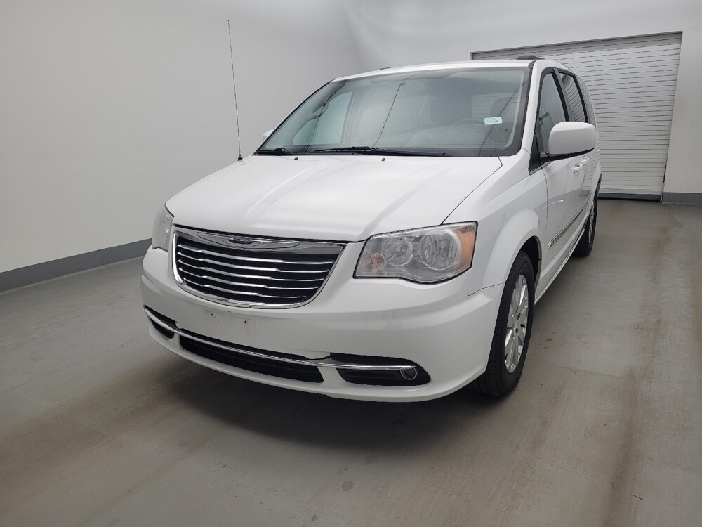 2016 Chrysler Town & Country in Miamisburg, OH 45342 - 18131605 15
