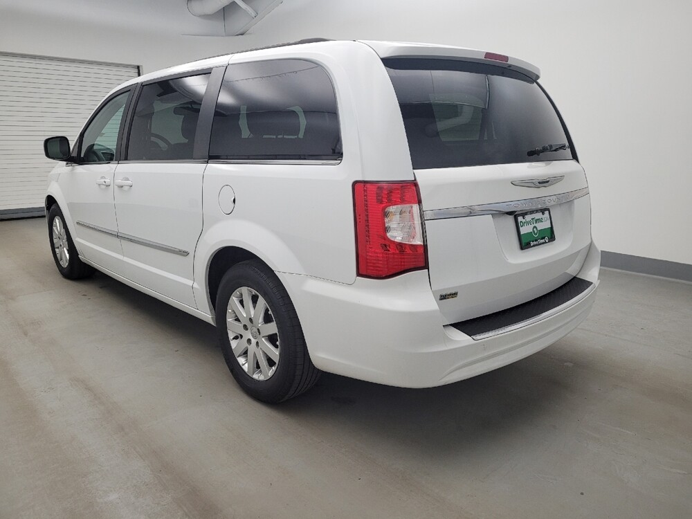 2016 Chrysler Town & Country in Miamisburg, OH 45342 - 18131605 5