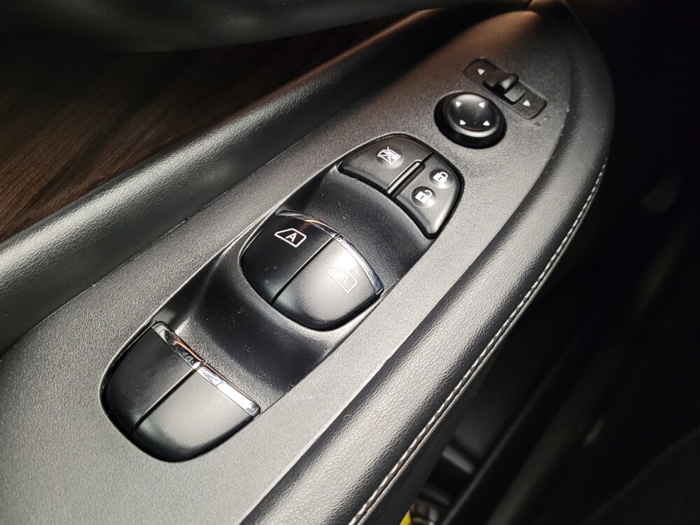 2019 Nissan Murano in Toledo, OH 43617 - 18131606 27