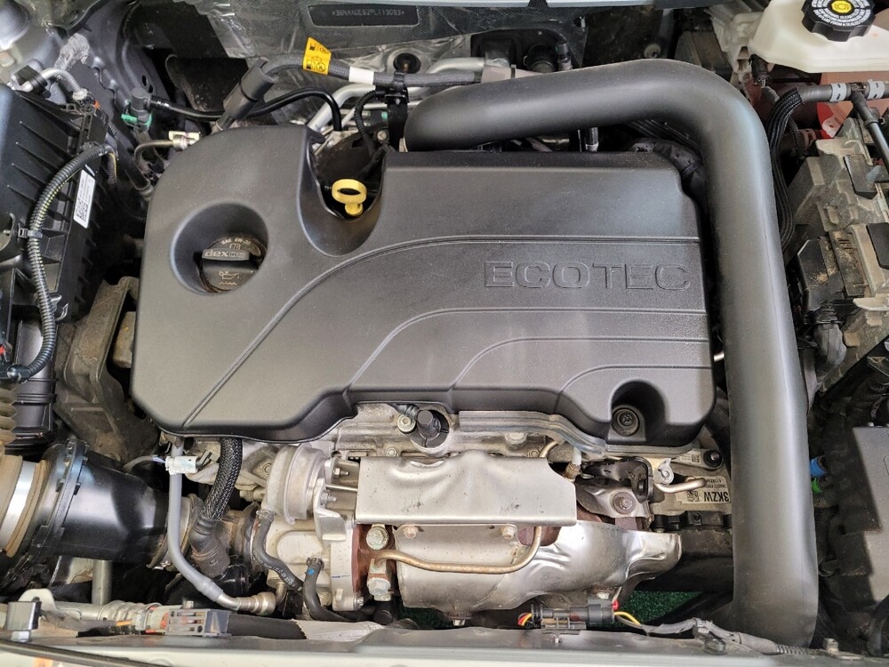 2023 Chevrolet Equinox in Toledo, OH 43617 - 18131607 30