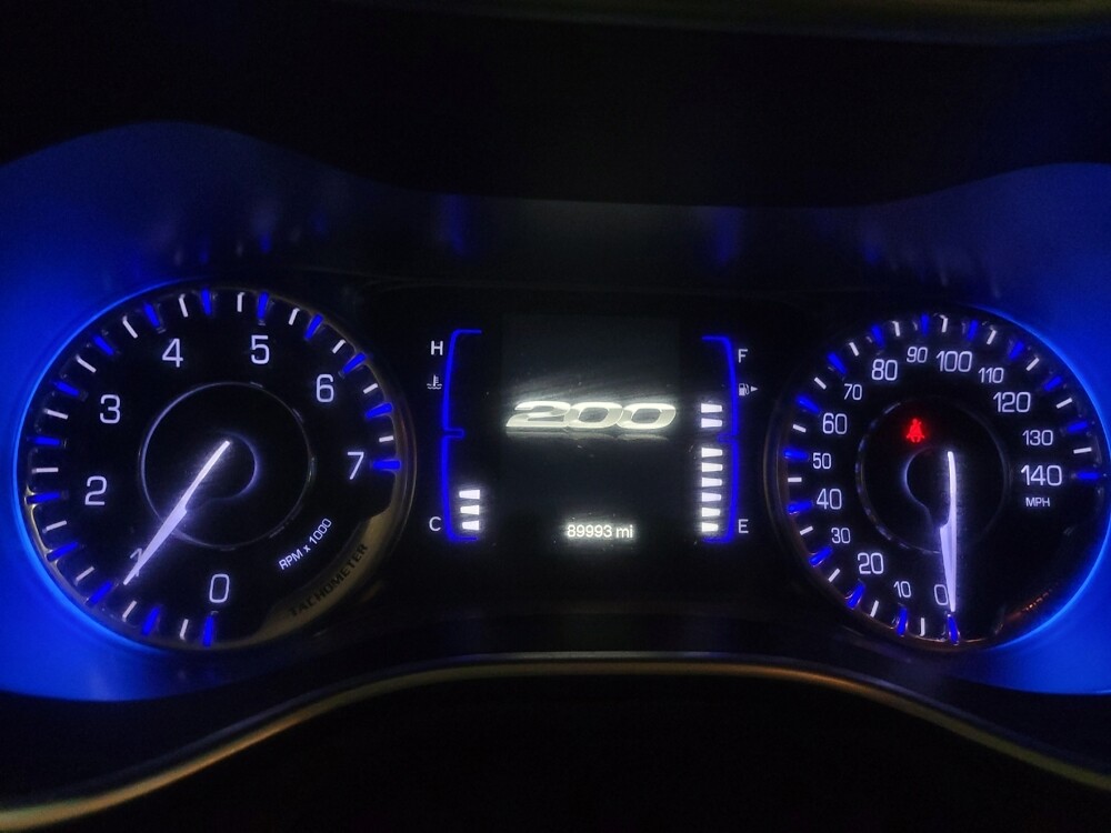 2015 Chrysler 200 in Williamstown, NJ 8094 - 18131613 23