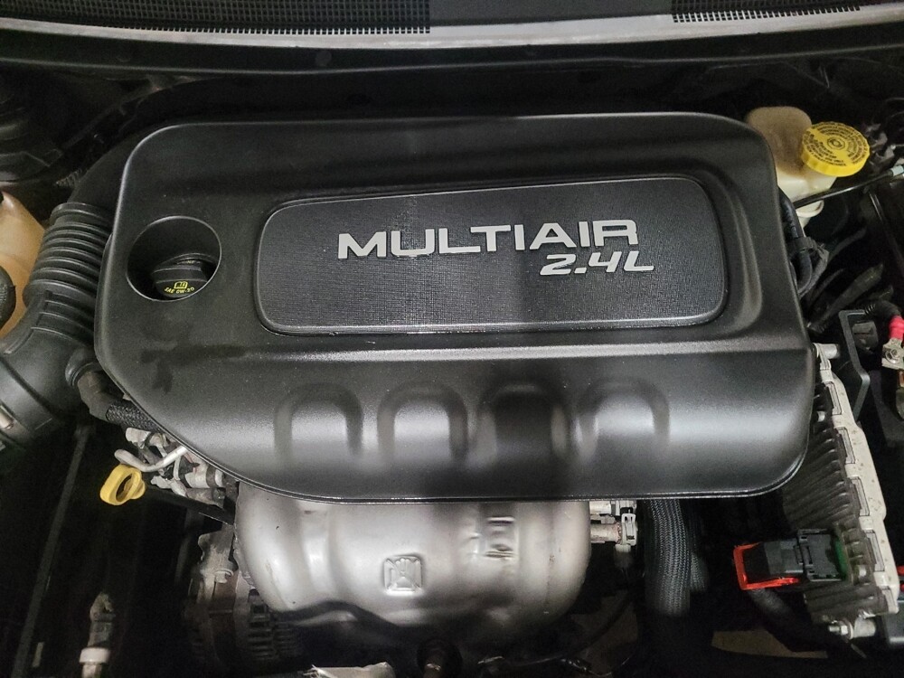 2015 Chrysler 200 in Williamstown, NJ 8094 - 18131613 30