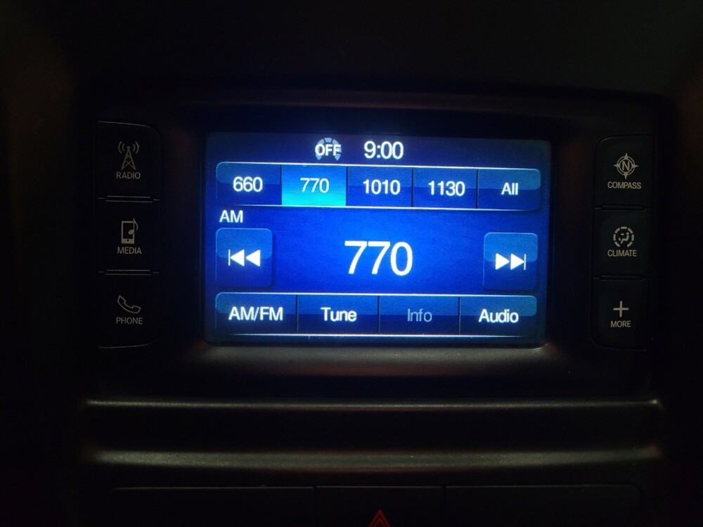 2015 Chrysler 200 in Williamstown, NJ 8094 - 18131613 25