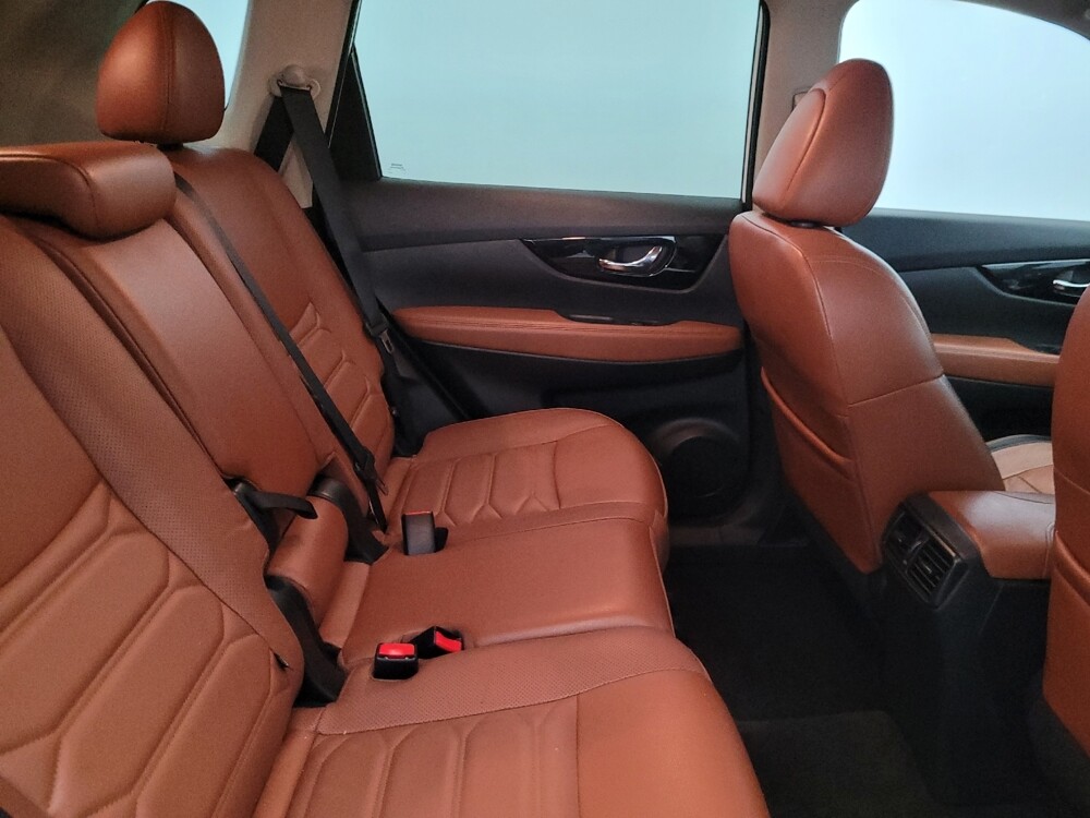 2019 Nissan Rogue in Temple Hills, MD 20746 - 18131615 19