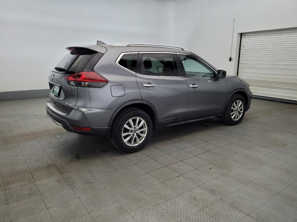 2018 Nissan Rogue in Newport News, VA 23601 - 18131617 10
