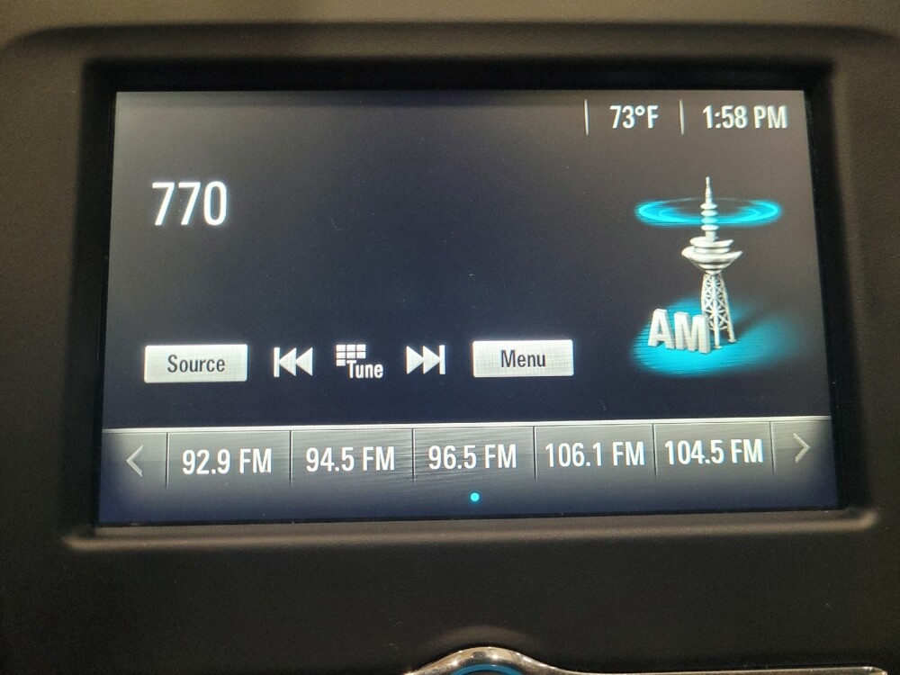 2018 Chevrolet Equinox in Pittsburgh, PA 15236 - 18131628 25