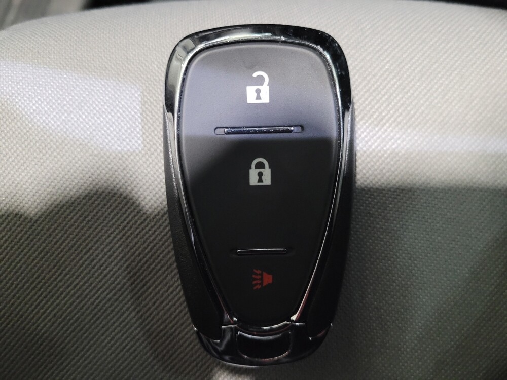 2018 Chevrolet Equinox in Pittsburgh, PA 15236 - 18131628 32