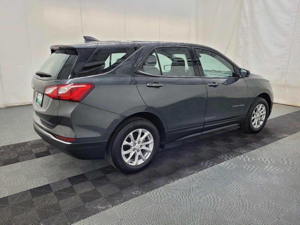 2018 Chevrolet Equinox in Allentown, PA 18103 - 18131630 10