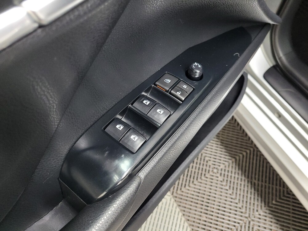 2018 Toyota Camry in Allentown, PA 18103 - 18131631 27