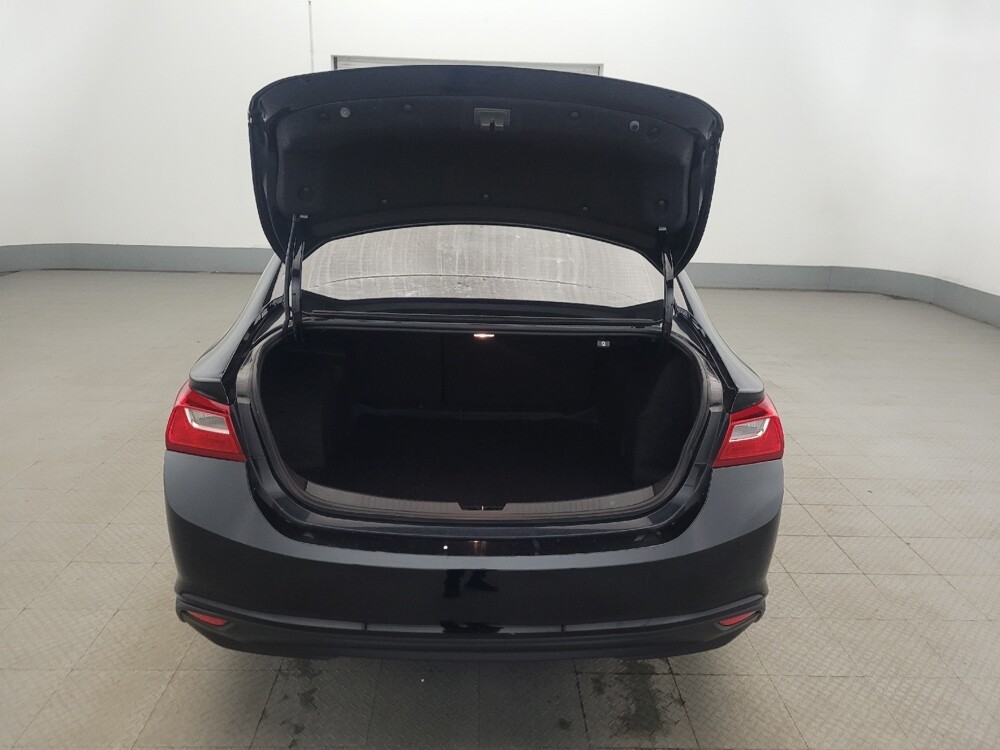 2019 Chevrolet Malibu in Pittsburgh, PA 15236 - 18131632 29