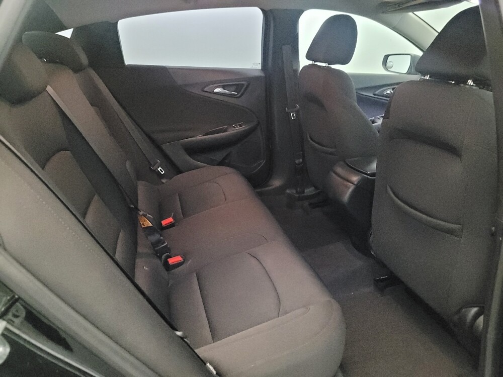 2019 Chevrolet Malibu in Pittsburgh, PA 15236 - 18131632 19