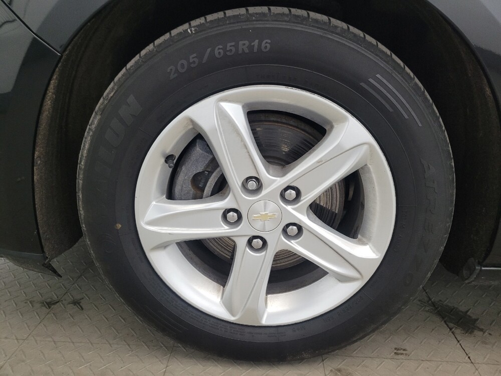 2019 Chevrolet Malibu in Pittsburgh, PA 15236 - 18131632 31