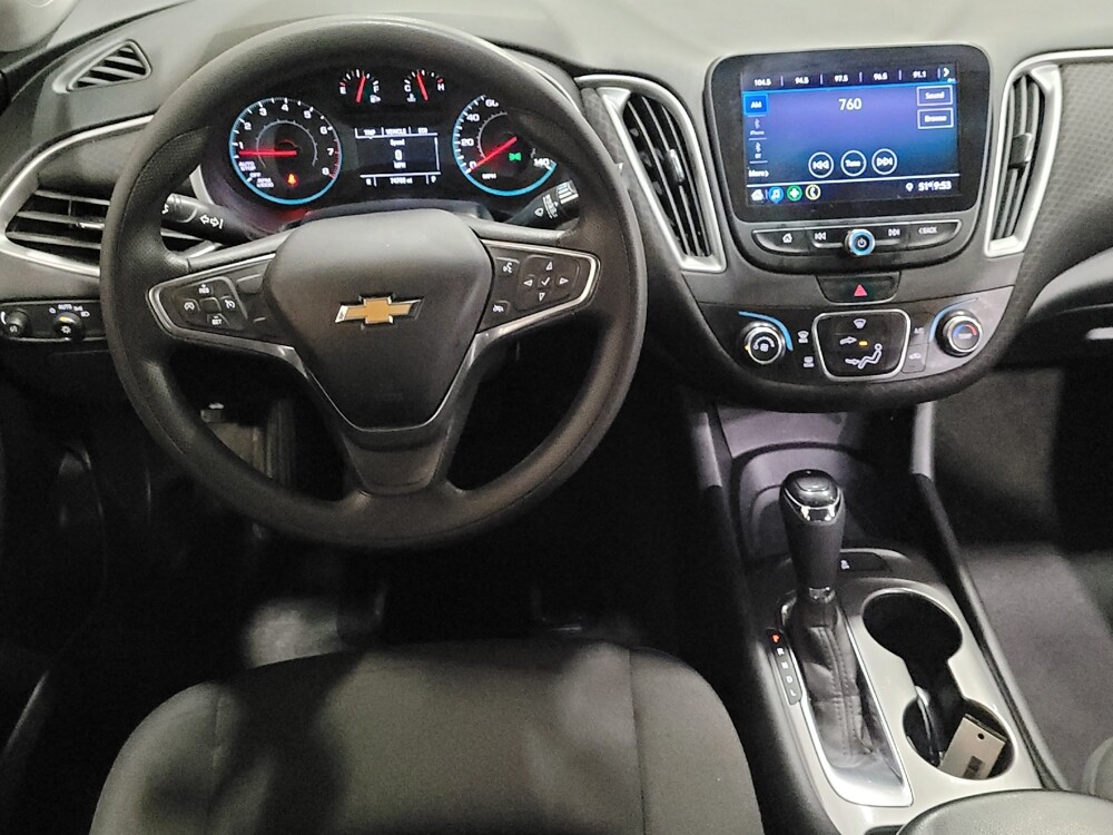 2019 Chevrolet Malibu in Pittsburgh, PA 15236 - 18131632 22