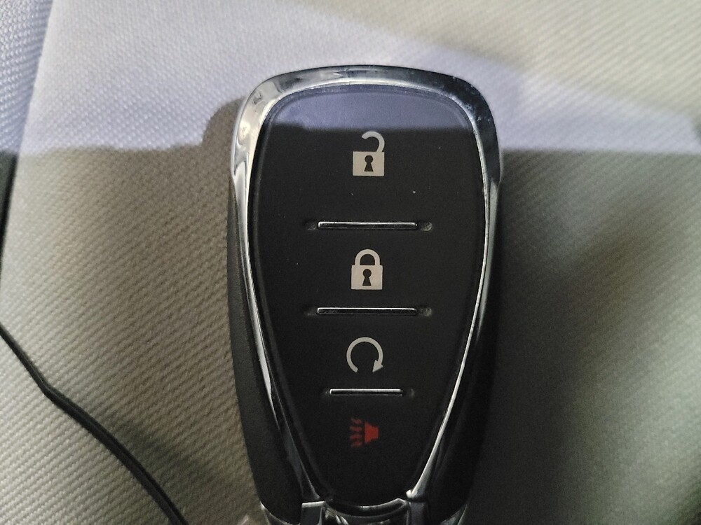 2020 Chevrolet Equinox in Williamstown, NJ 8094 - 18131633 32