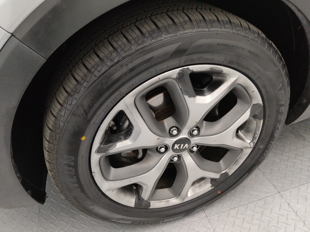 2019 Kia Sorento in Wichita, KS 67207 - 18131637 31