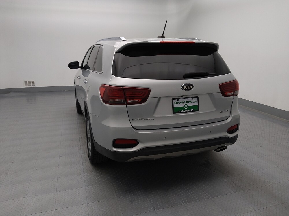 2019 Kia Sorento in Wichita, KS 67207 - 18131637 6