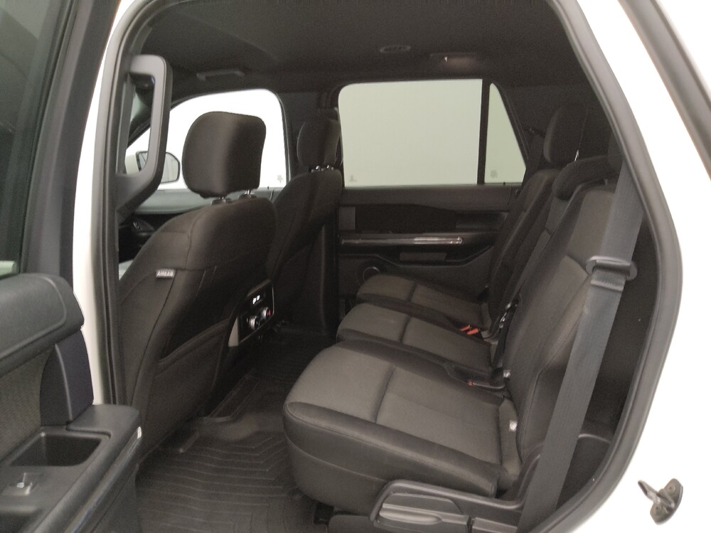 2020 Ford Expedition in Springfield, MO 65807 - 18131638 18