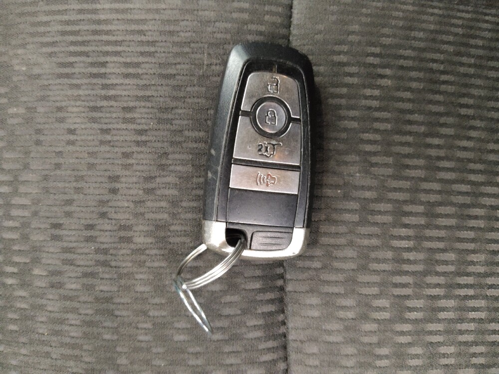 2020 Ford Expedition in Springfield, MO 65807 - 18131638 32