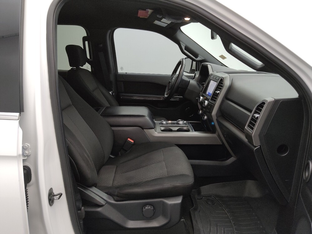 2020 Ford Expedition in Springfield, MO 65807 - 18131638 21