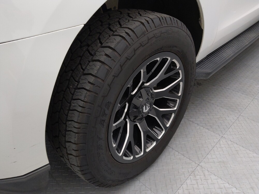 2020 Ford Expedition in Springfield, MO 65807 - 18131638 31