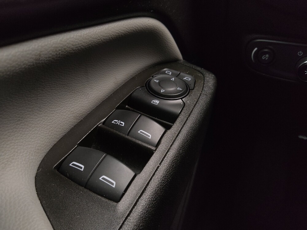 2023 Chevrolet Equinox in Springfield, MO 65807 - 18131639 27