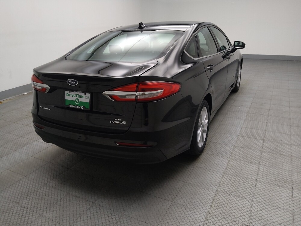 2019 Ford Fusion in Lombard, IL 60148 - 18131647 9