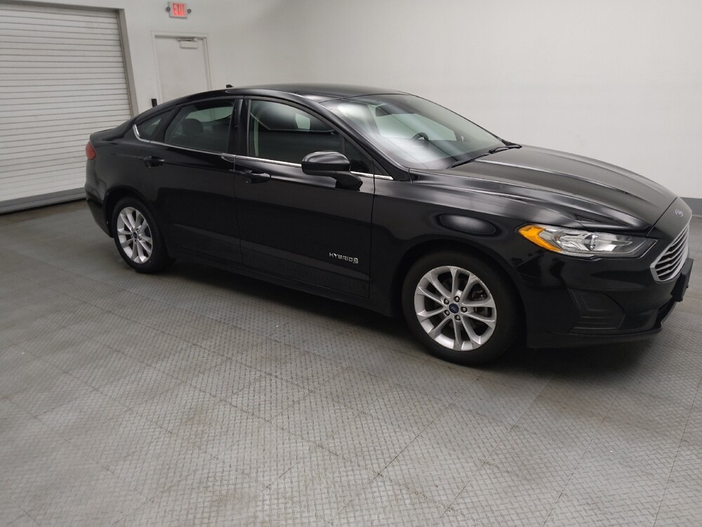 2019 Ford Fusion in Lombard, IL 60148 - 18131647 11