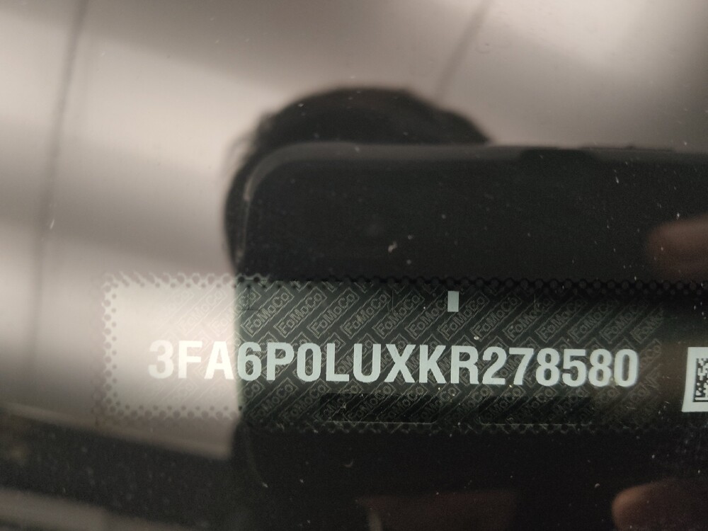 2019 Ford Fusion in Lombard, IL 60148 - 18131647 33