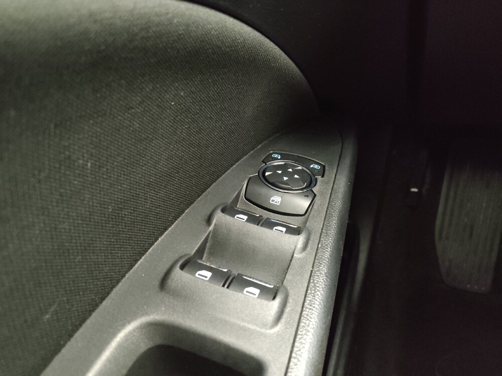 2019 Ford Fusion in Lombard, IL 60148 - 18131647 27