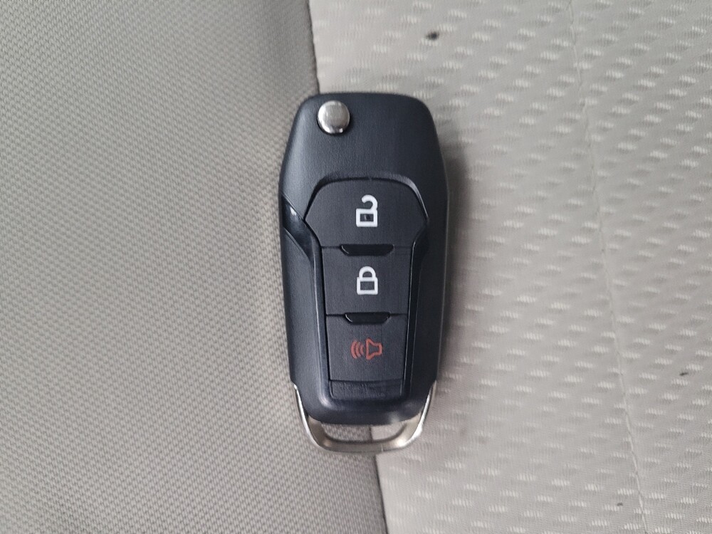 2019 Ford EcoSport in Taylor, MI 48180 - 18131649 32