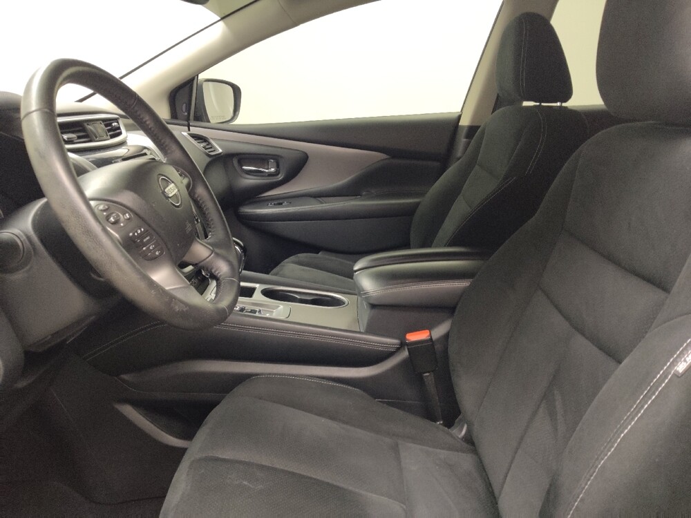 2019 Nissan Murano in Indianapolis, IN 46222 - 18131651 17