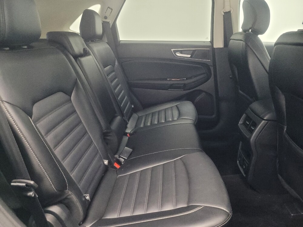 2016 Ford Edge in Indianapolis, IN 46222 - 18131652 19