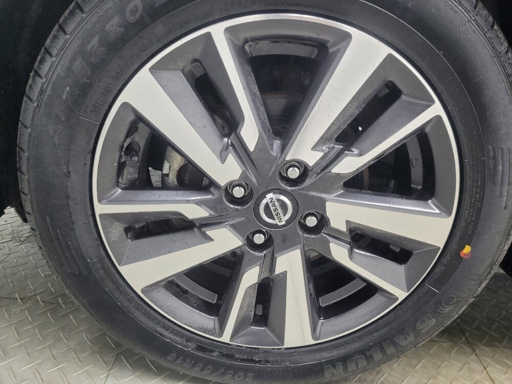 2021 Nissan Versa in Mishawaka, IN 46545 - 18131653 31