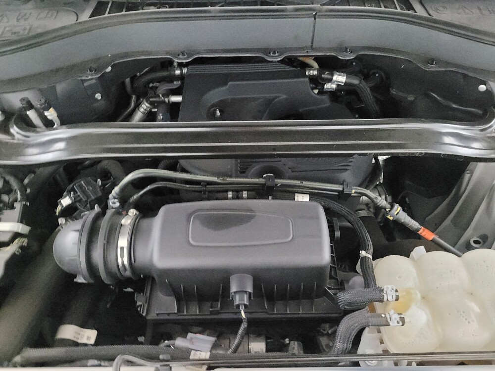 2020 Ford Explorer in Glen Burnie, MD 21061 - 18131656 30