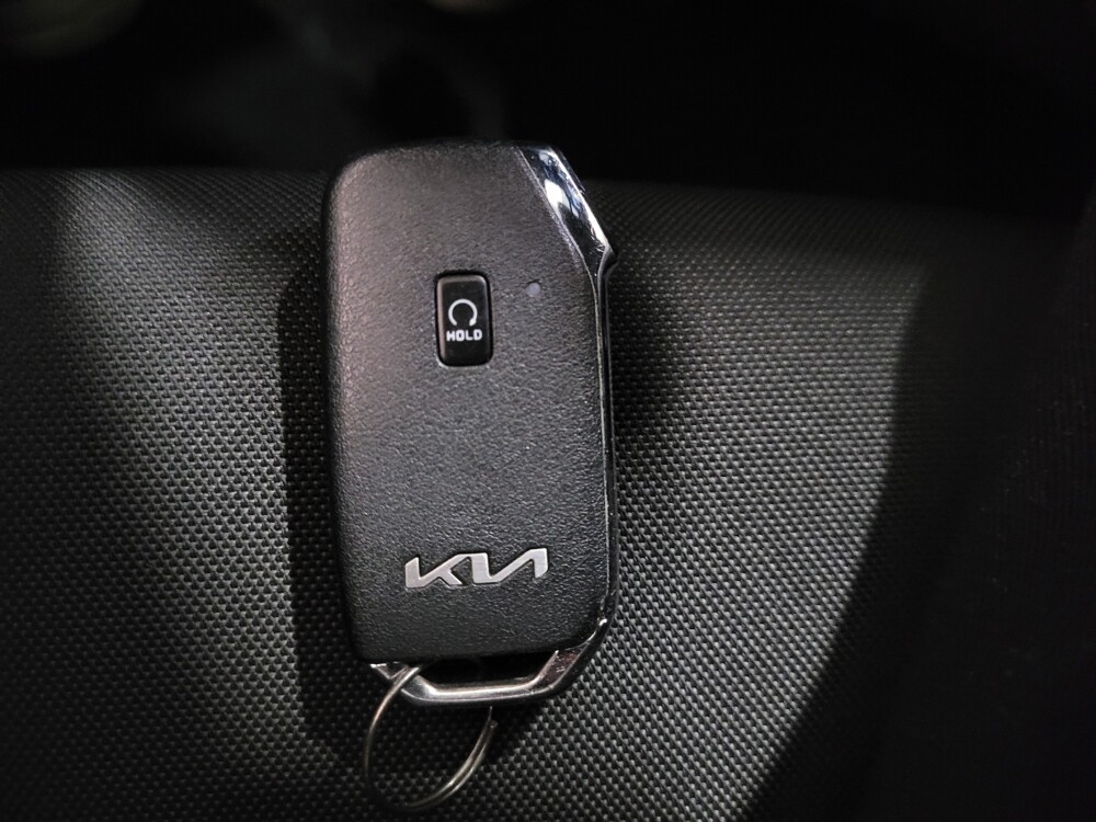 2023 Kia Forte in Pittsburgh, PA 15236 - 18131657 32