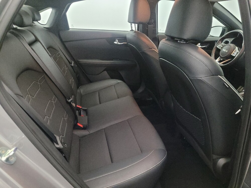 2023 Kia Forte in Pittsburgh, PA 15236 - 18131657 19