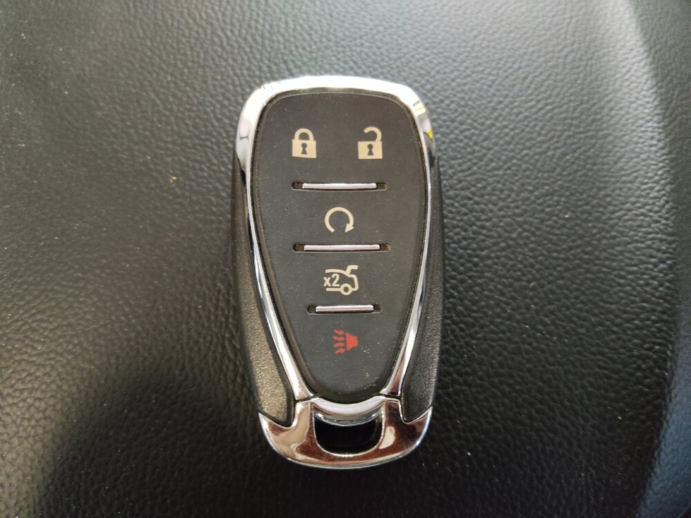 2017 Chevrolet Cruze in Greensboro, NC 27407 - 18131658 32